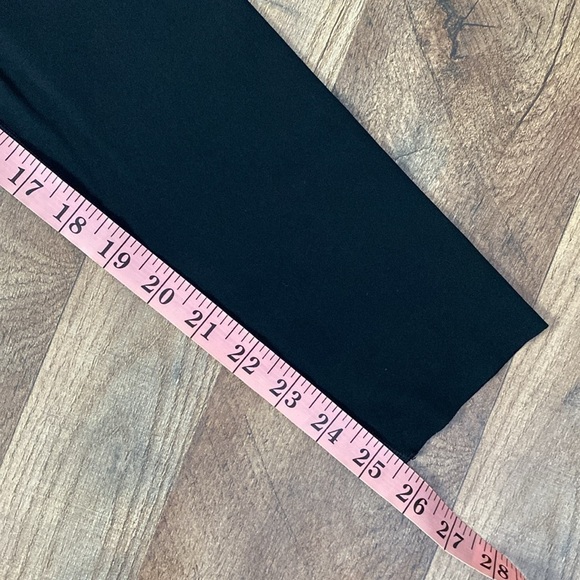 American Eagle Aerie OFFLINE Real Me High Waisted Graphic Legging Black Size M - Picture 7 of 10